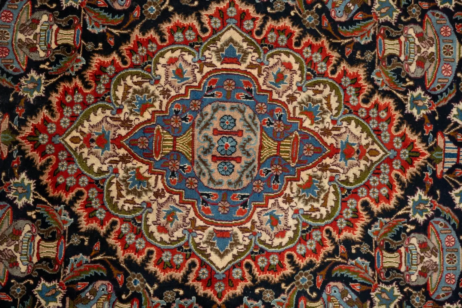 Kashamar Wool Rug 6.6 x 9.6 View 4