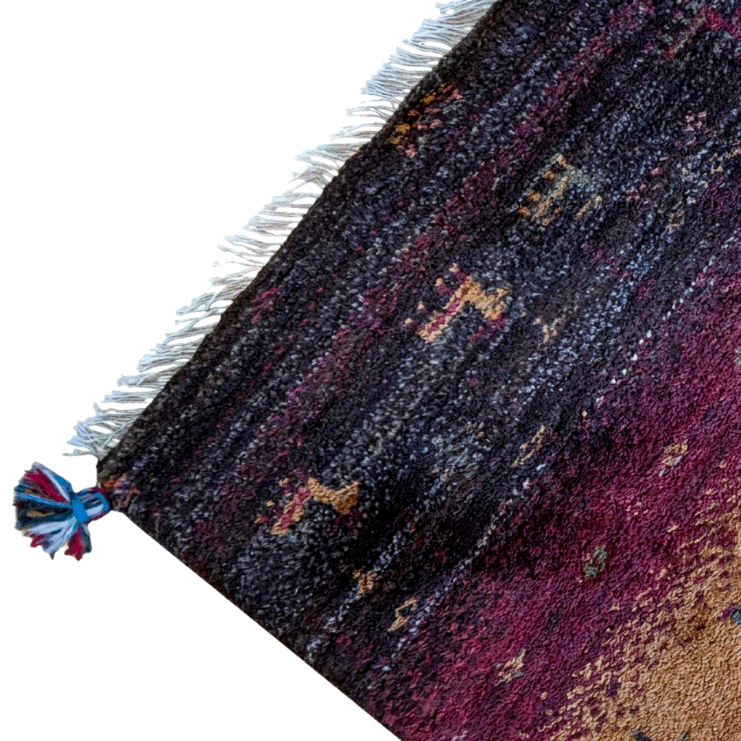 Gabbeh Rug 3926 – Genuine Hand-Woven Wool Oriental Rug View 4