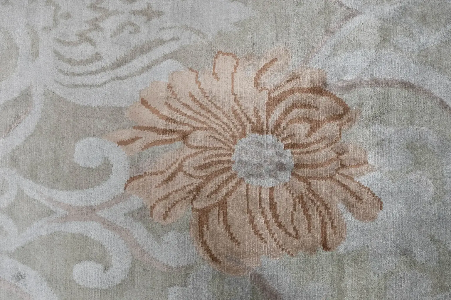 Tibet Wool Rug 6 x 9' View 4