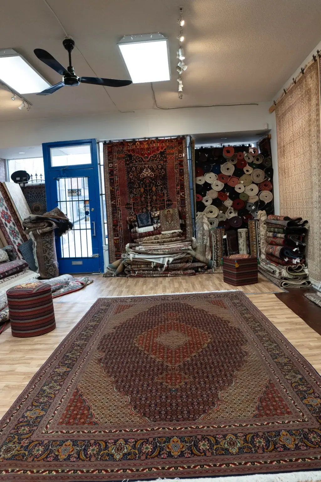 Tabriz Wool Rug 6.5x10.4' View 3