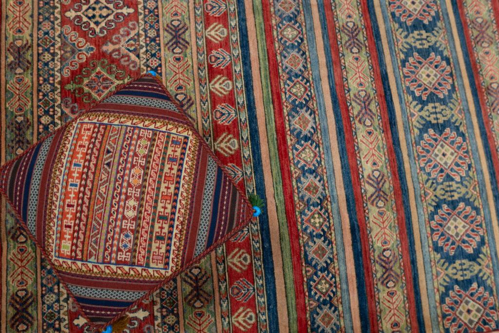 Khorjin Wool Rug 9'x12' View 4