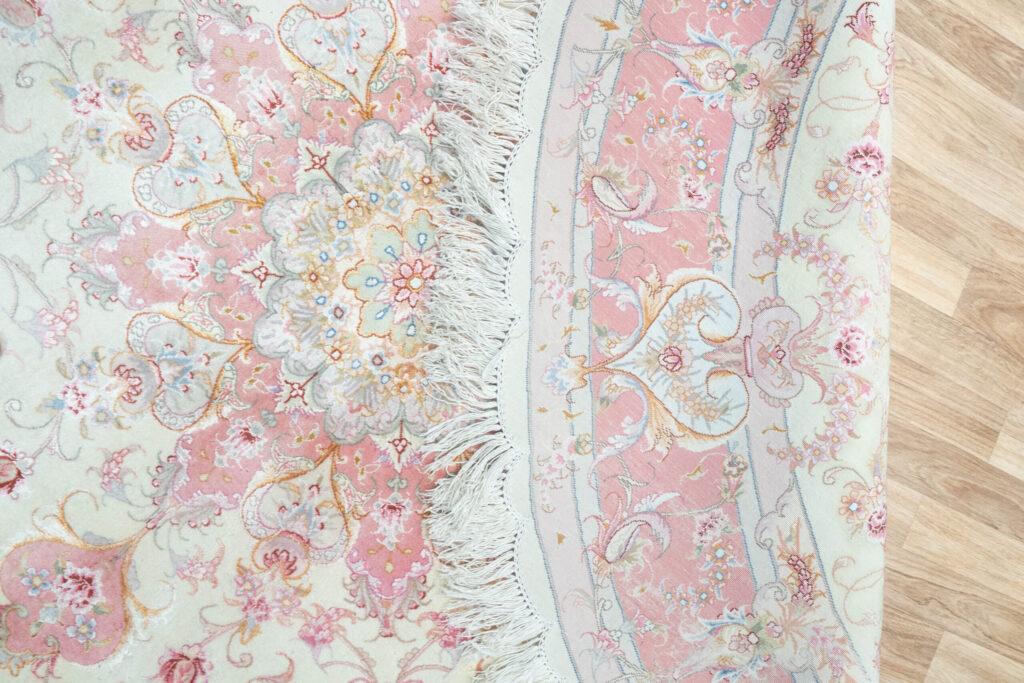 Tabriz rug 6.6'x6.6' View 6