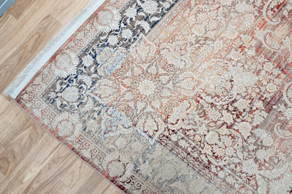 Qum Design Silk Rug 7'x10' View 5