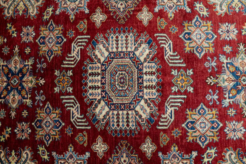 Kazak Wool Rug 6.9'x9.6' View 2
