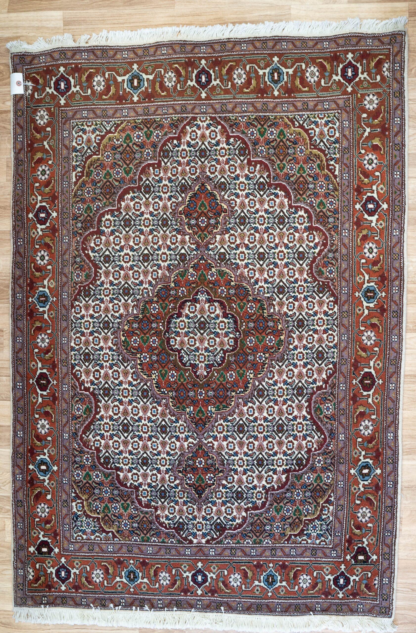 Tabriz Wool Silk Rug 3.2'x5.2' View 1