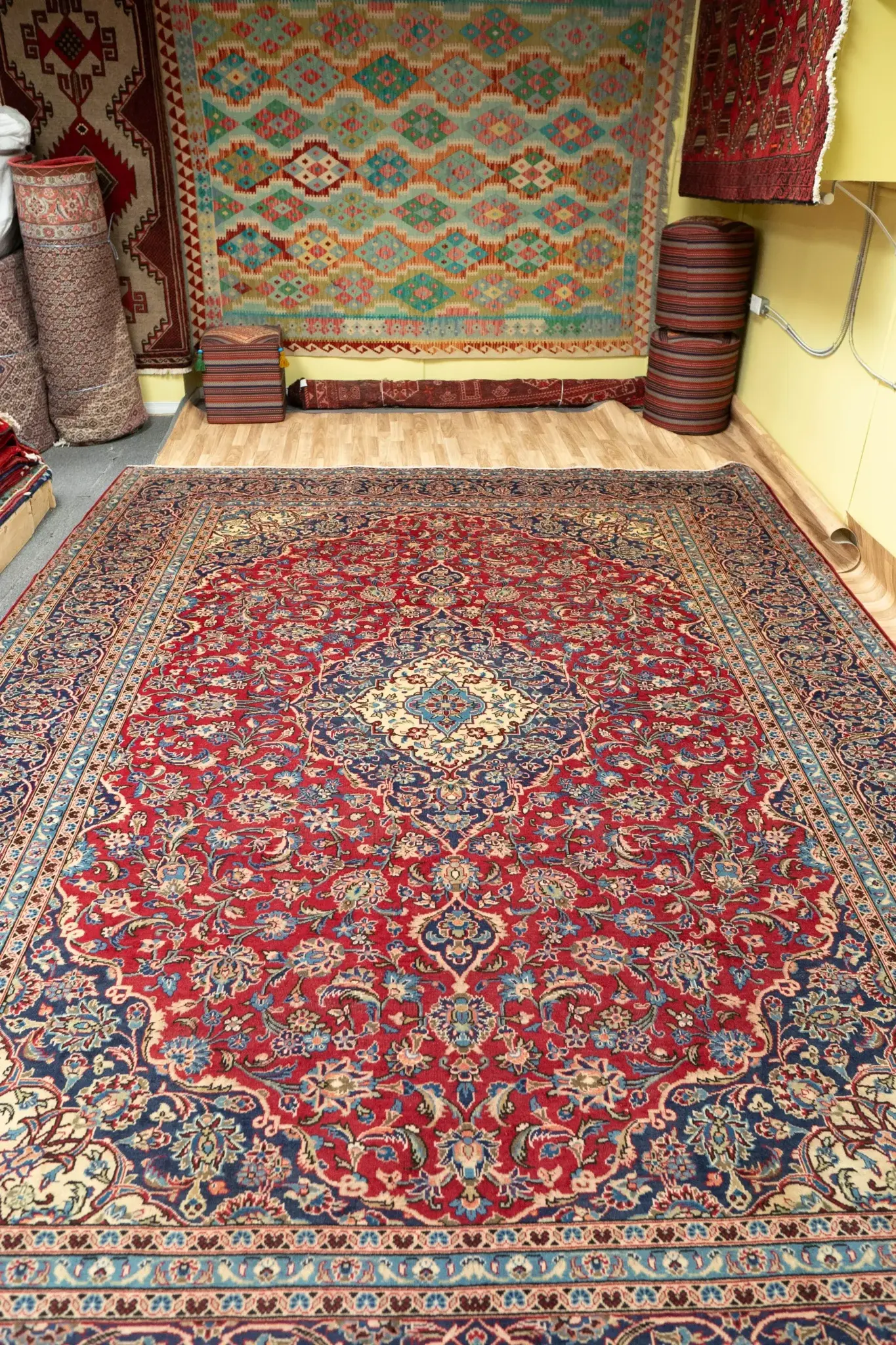 Kashan Wool Rug 9.4 x 12.4 View 2