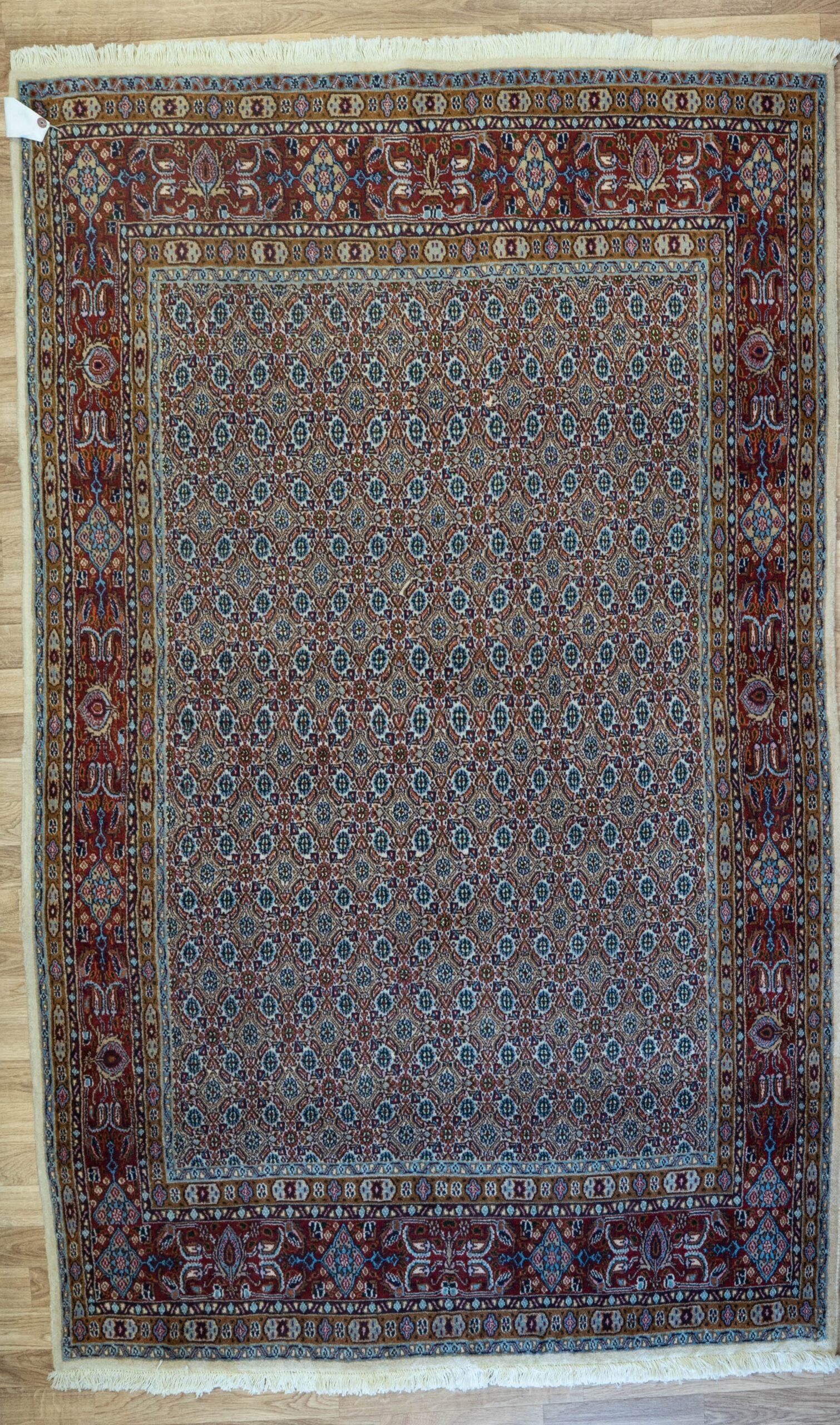 Moud Wool Silk Rug 5'x7'