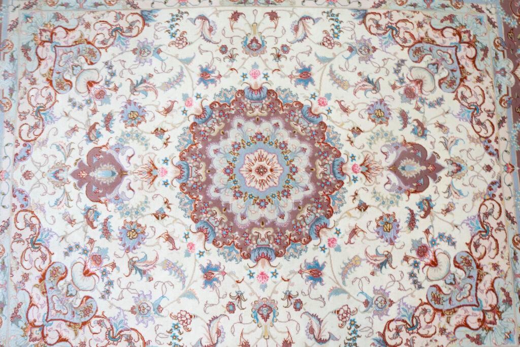 Tabriz Wool Silk Rug 5'x7' View 2
