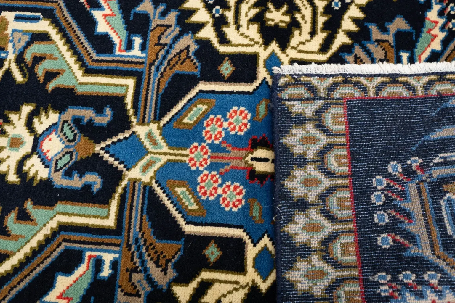 Kashan Wool Rug 2.1 x 3.1 View 3