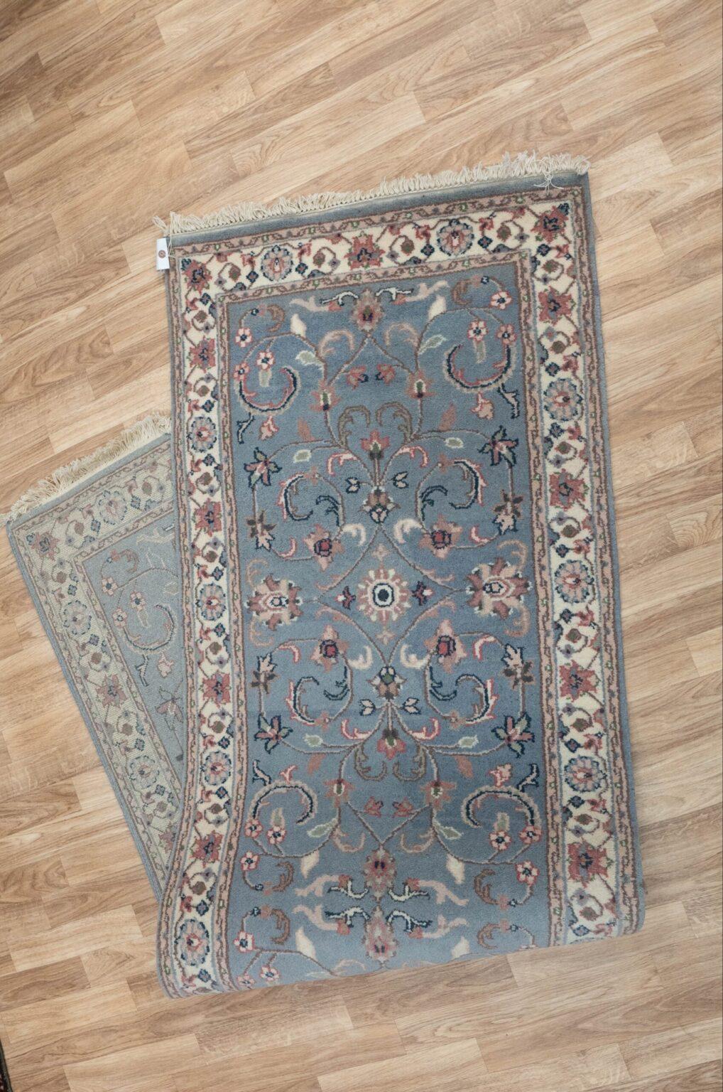 Kashan Runner 2.5'x8.7' View 4