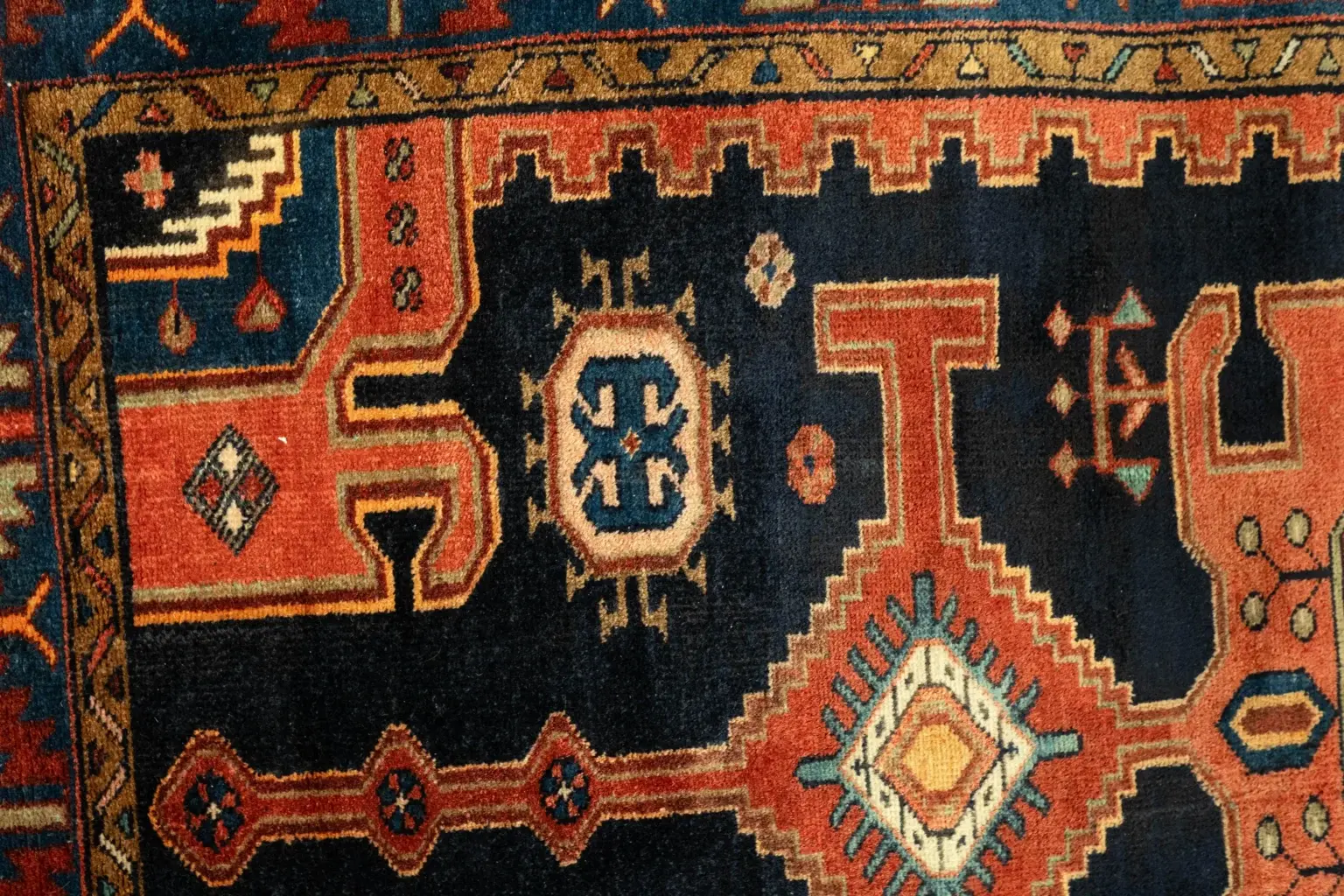 Afshar Wool Rug 4.5 x 8.11 View 2