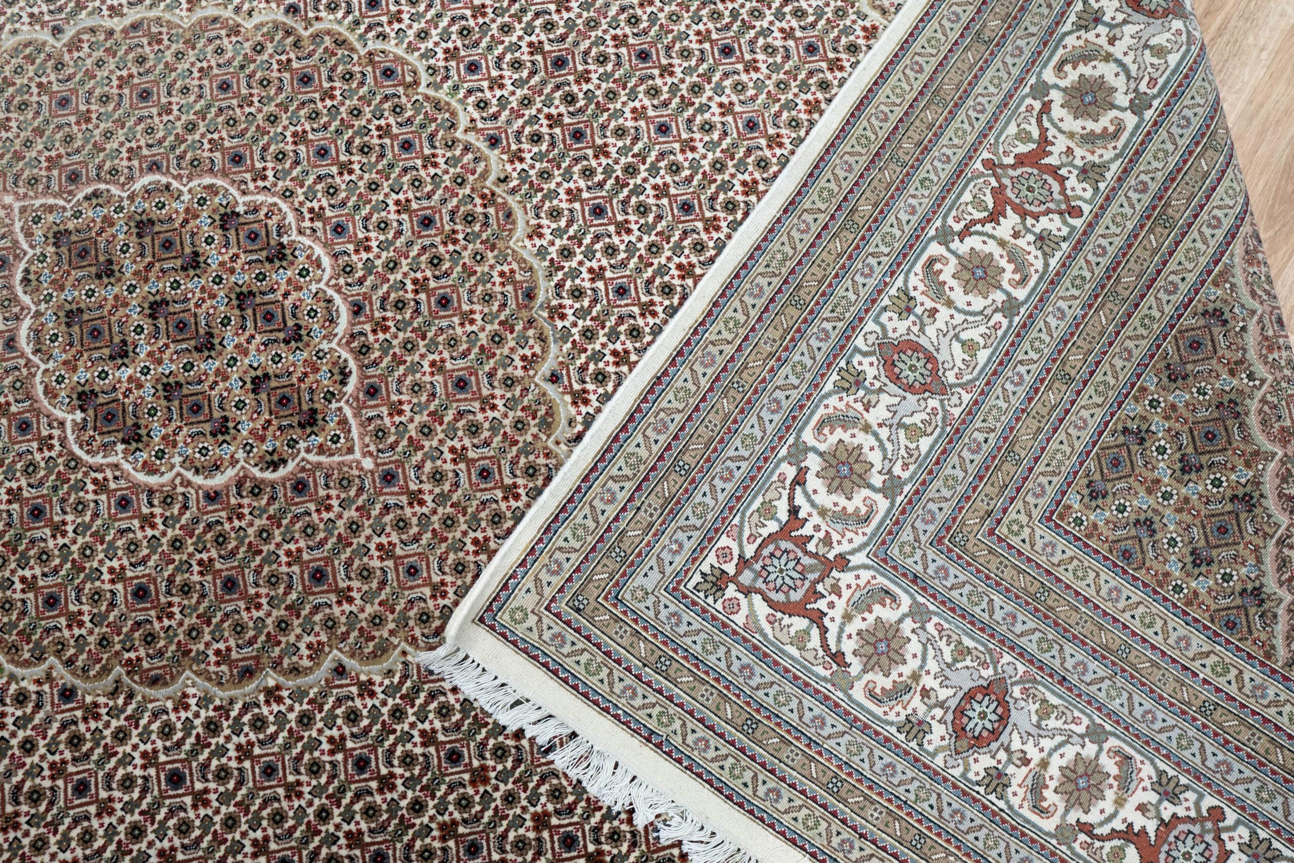 Tabriz Wool Rug 8.5'x11.5' View 5