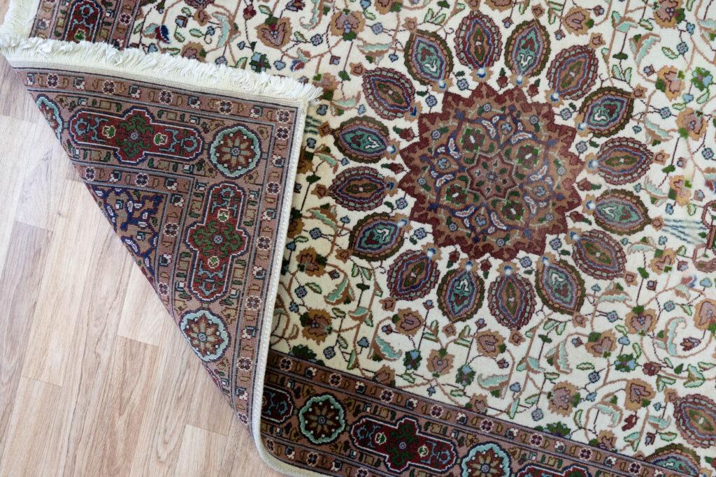 Tabriz Wool Rug 3.2'x5.1' View 4