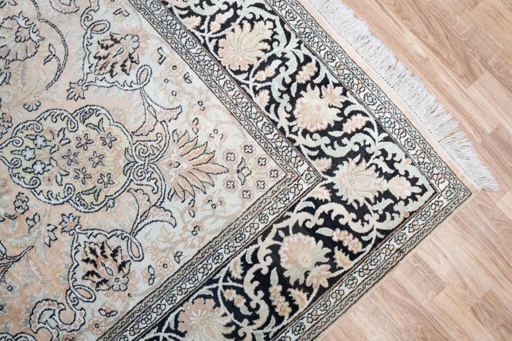 Karache Wool Rug 6.4'x9.4' View 3