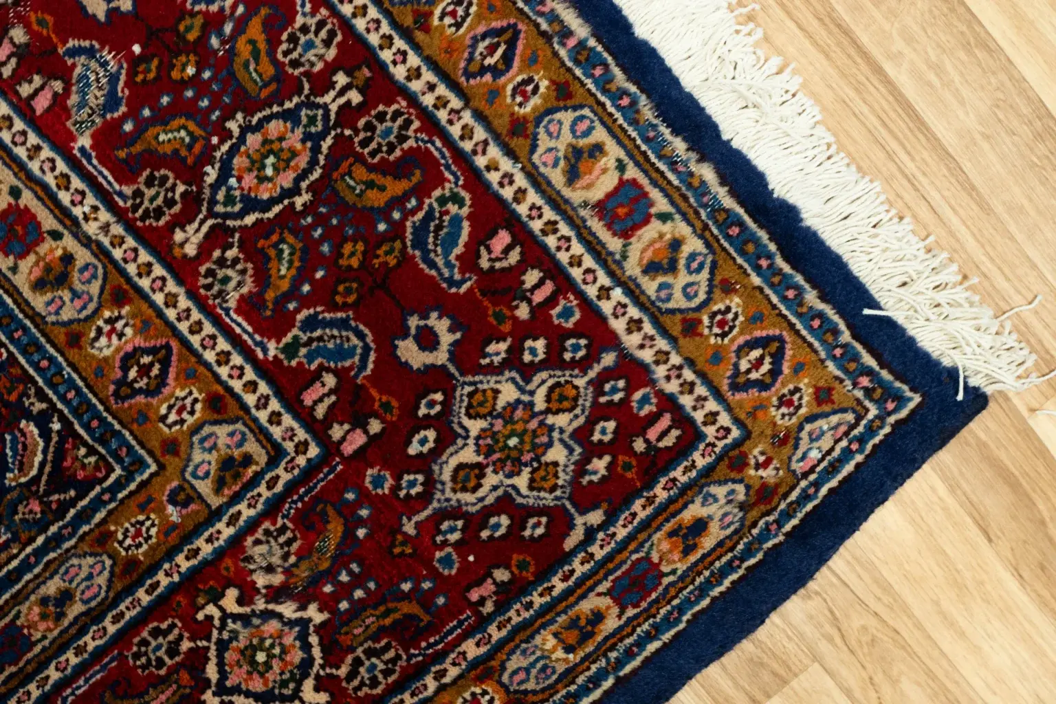 Moud Wool Rug 6.7 x 9.7 View 1