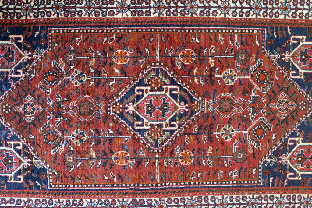Qashqai Wool Rug 2.4'x5' View 3