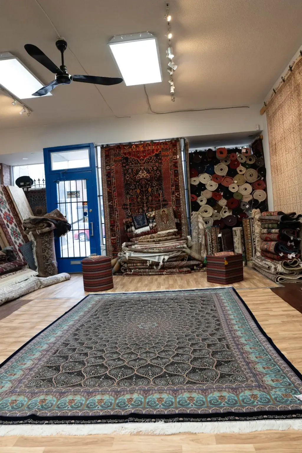 Qum Design Wool Rug 6.8 x 11.0 View 2