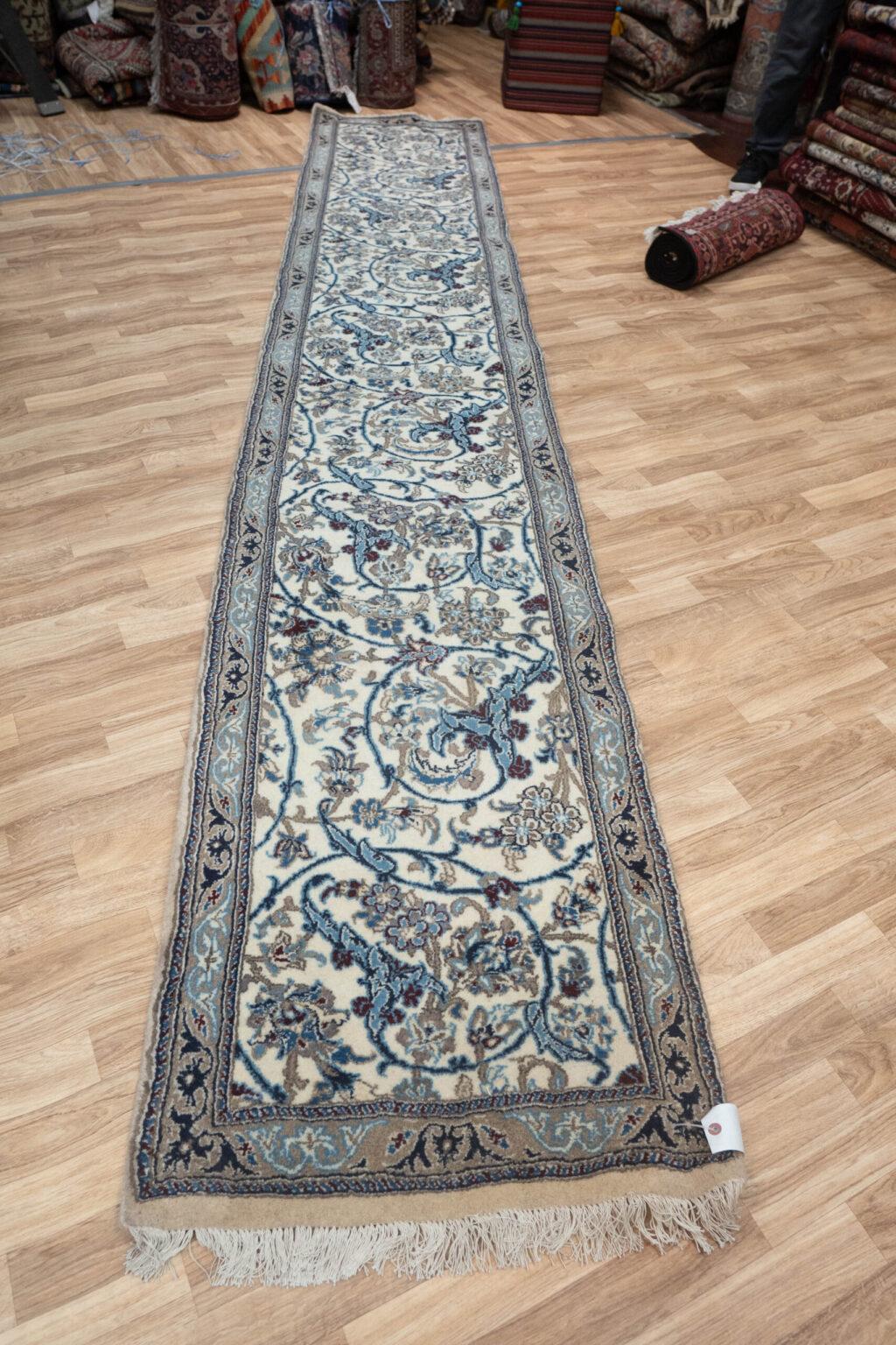 Nain Wool Runner 12.4x2.0 View 1