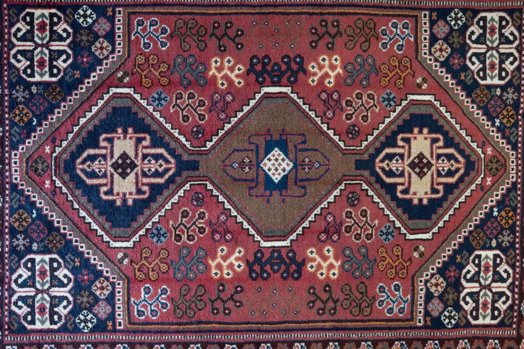 Qashqai Wool rug 3.1'x5.2' View 2