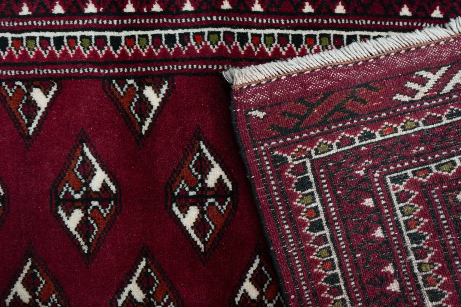 Turkmen Rug 3.2’x1.10′ View 3