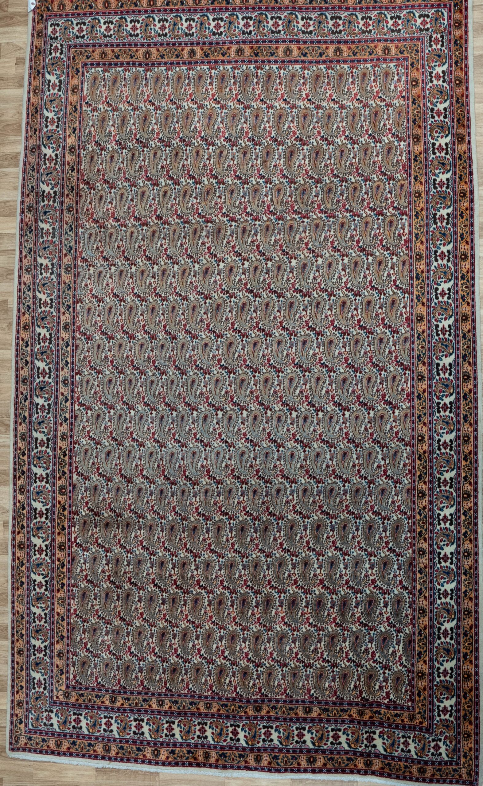 Tabriz wool Rug 6.8’x9.10′
