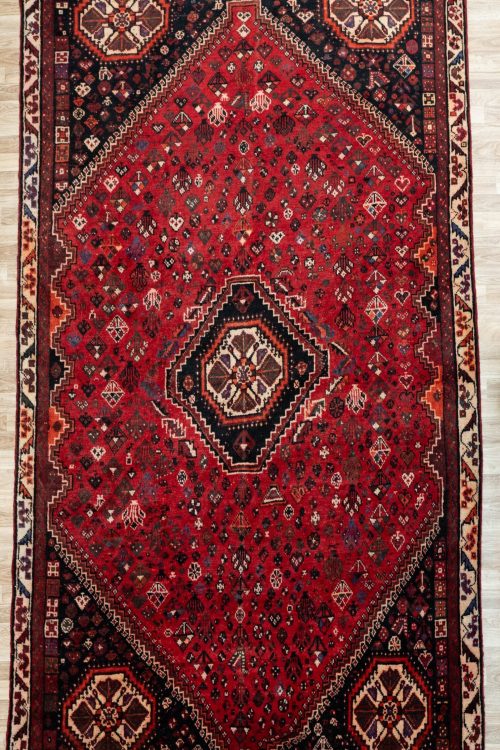 Qashqai Wool Rug 6.5’x9.5′