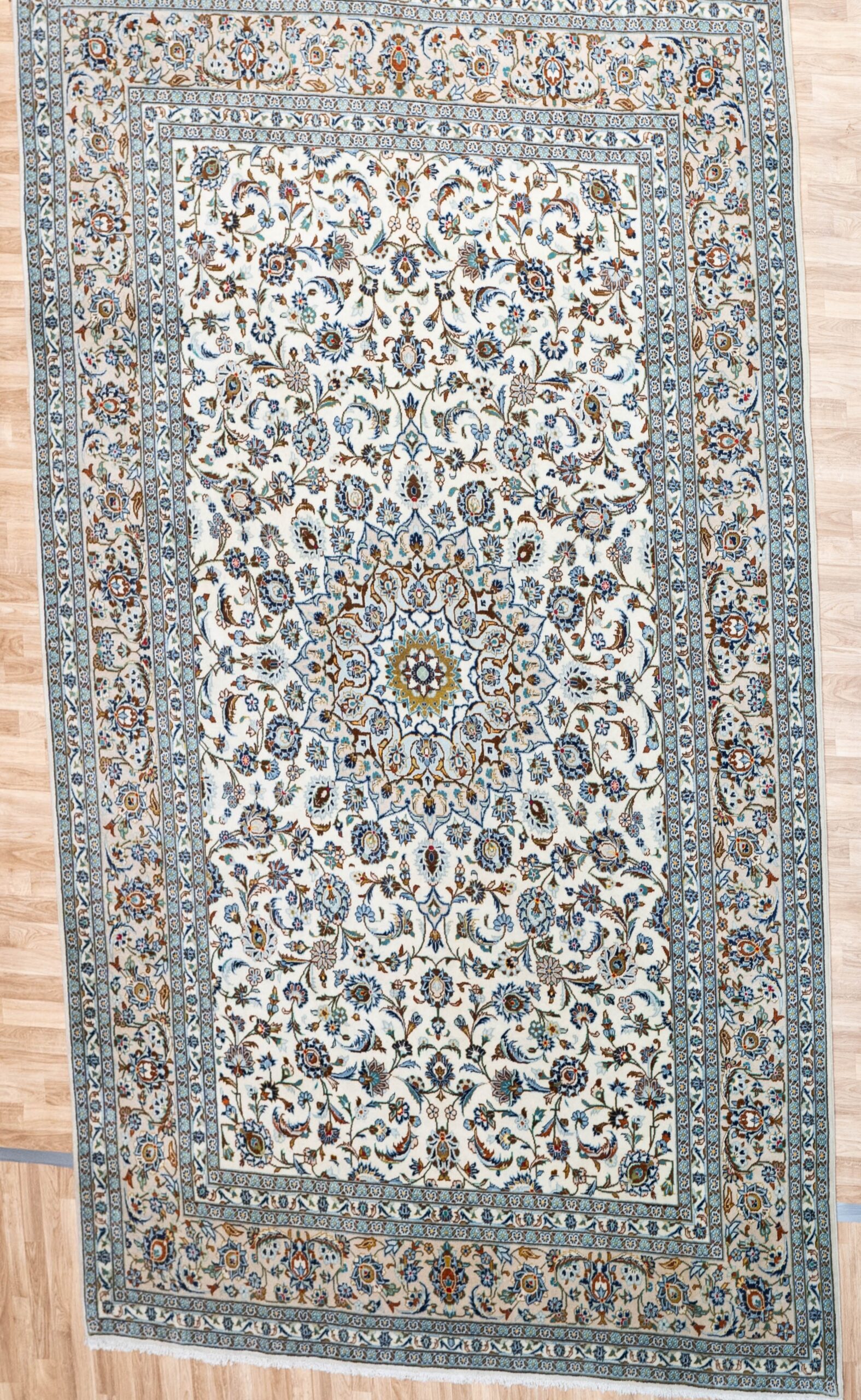 Kashan Rug 8.3×11.4