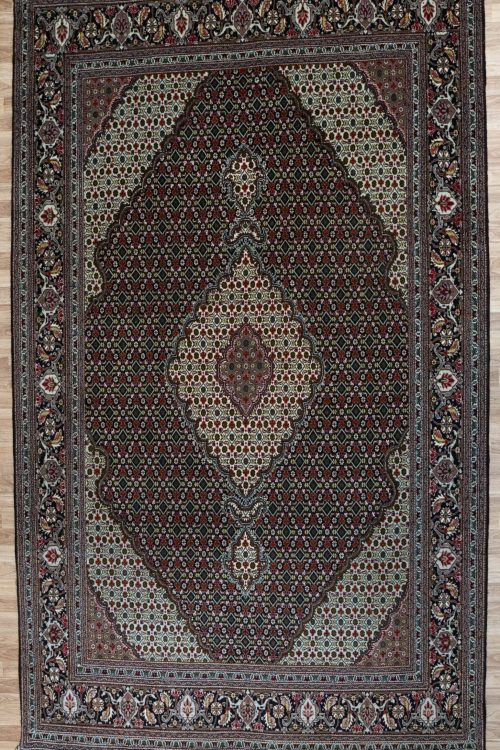Tabriz Wool Silk Rug 6.9’x9.9′