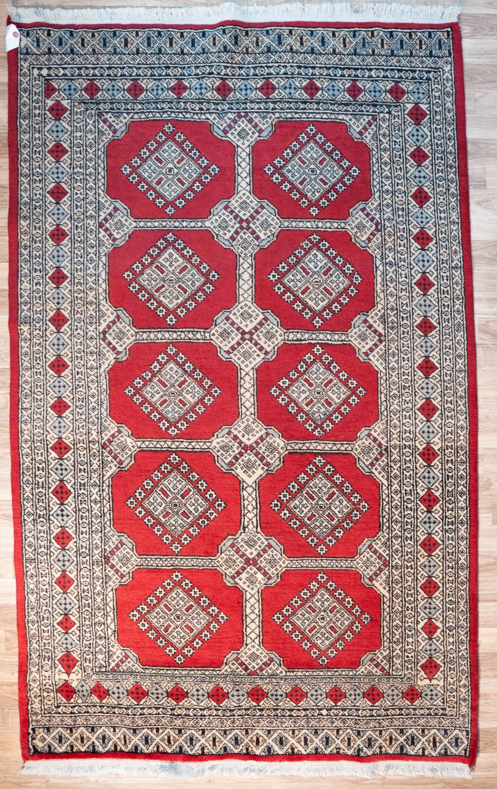 Bokhara Wool Rug 4.1’x6.1′