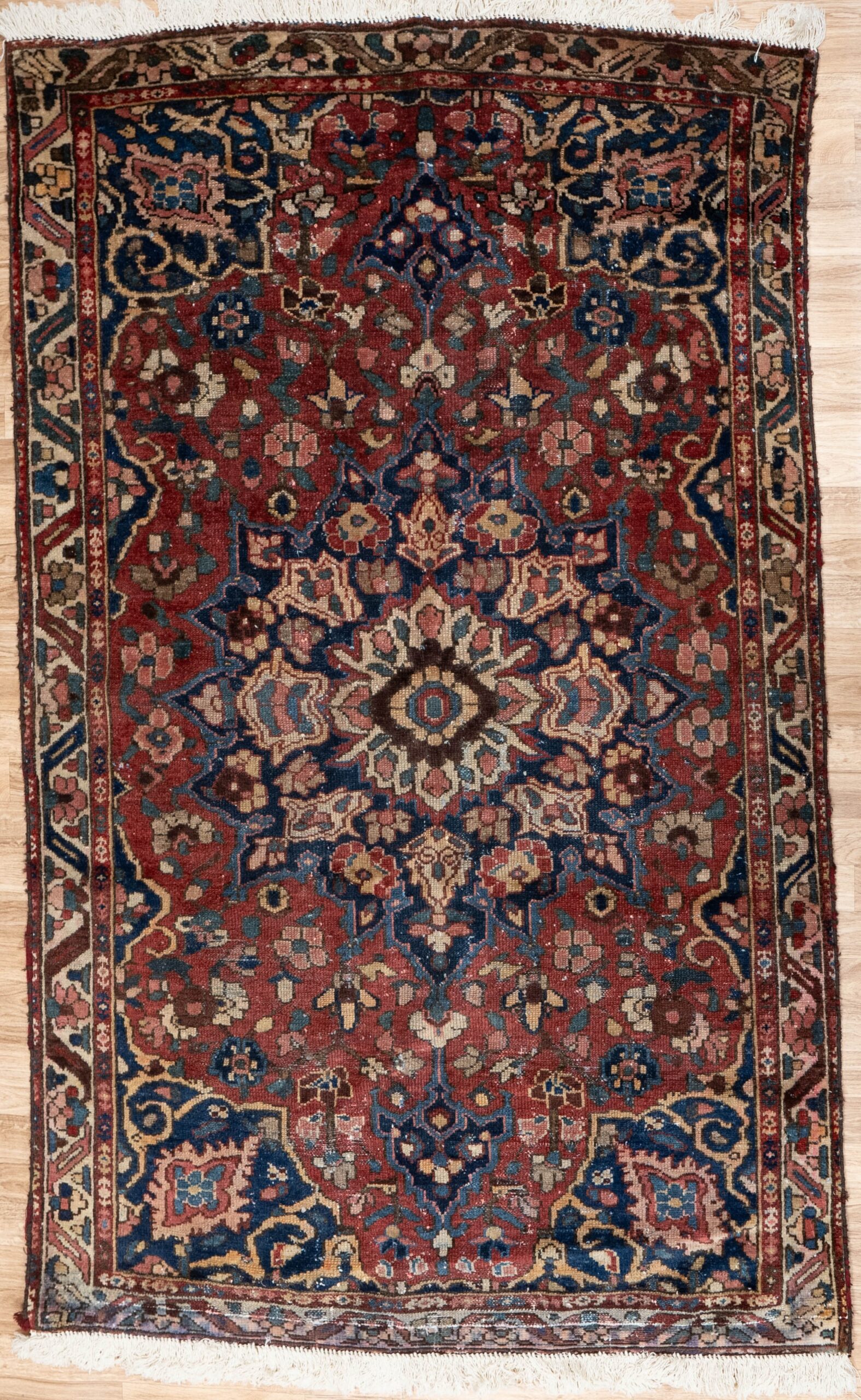 Bakhtiari Wool Rug 6.0×4.0