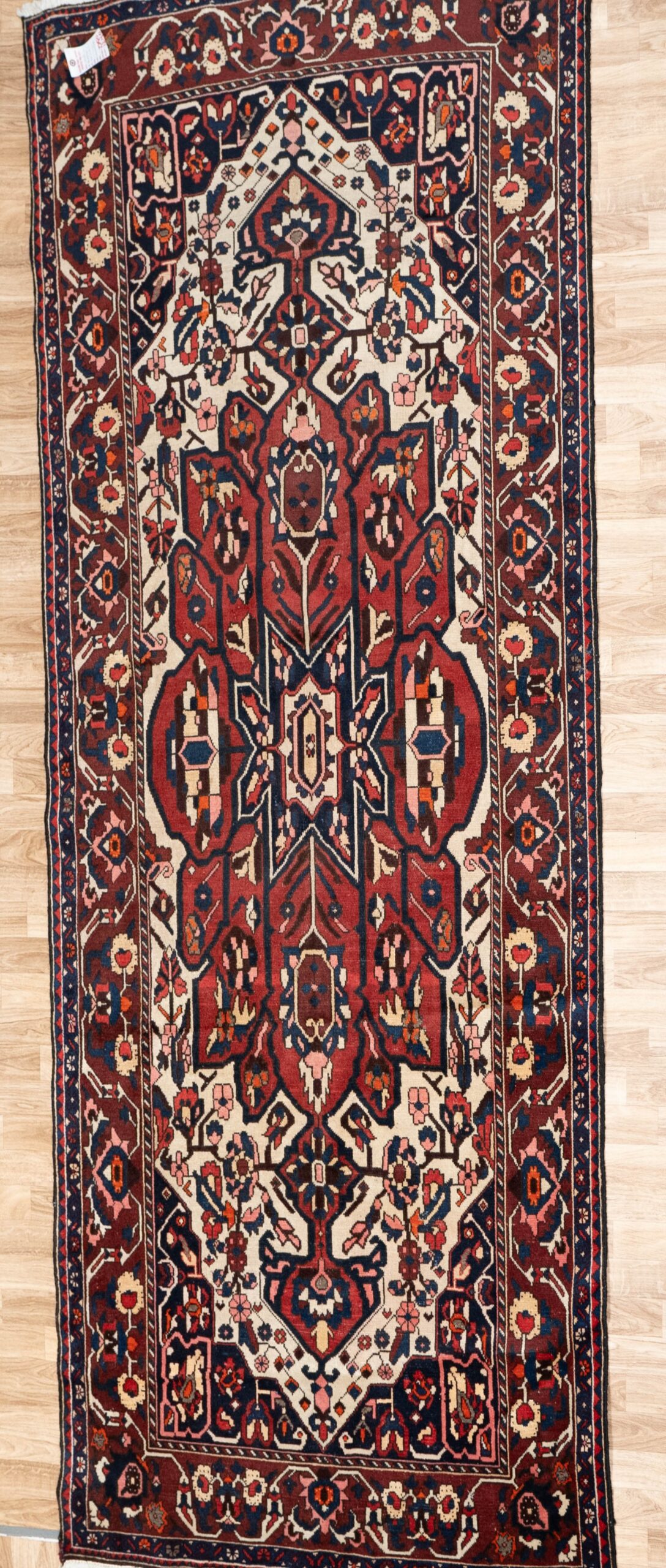 Bakhtiari Wool Rug 5.0×9.7